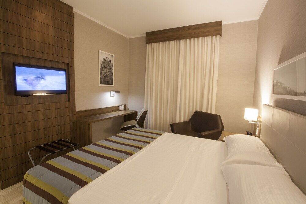 Hotel Agisol Marilia Luaran gambar